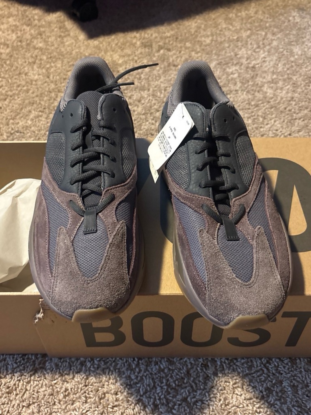 Adidas Yeezy Boost 700 Mauve